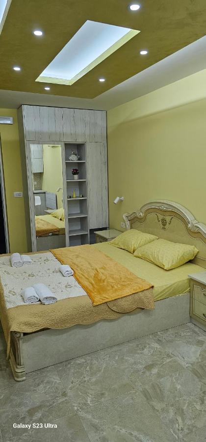Ekonomic Apartmani Golubovci Exterior photo