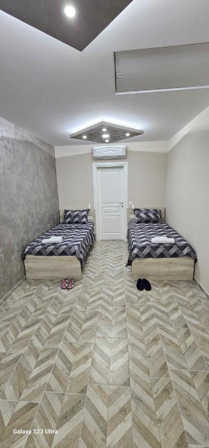 Ekonomic Apartmani Golubovci Exterior photo